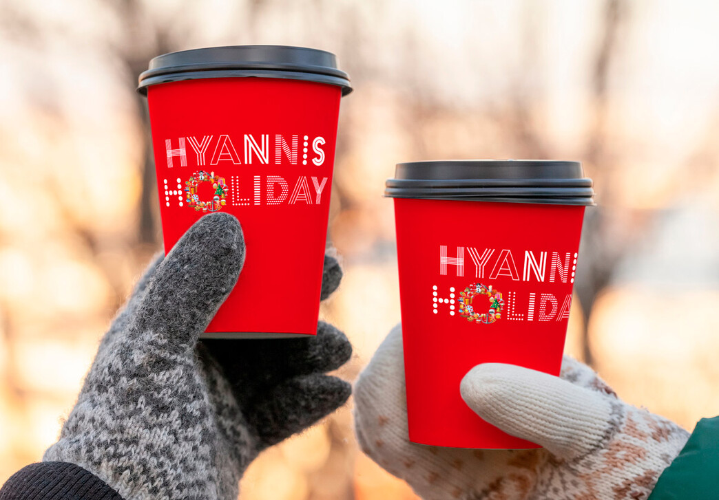 Hyannis Holiday custom hot to-go cups